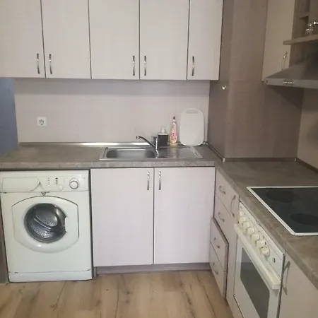 Apartament Malomir *