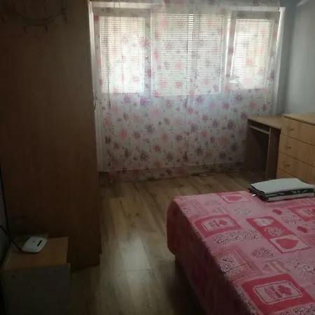 Apartament Malomir Apartman *